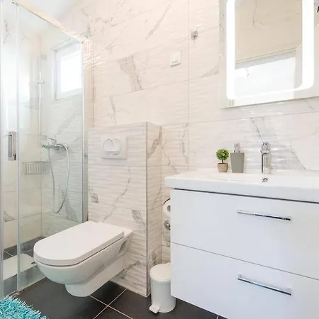 Nika Solitudo Apartman *